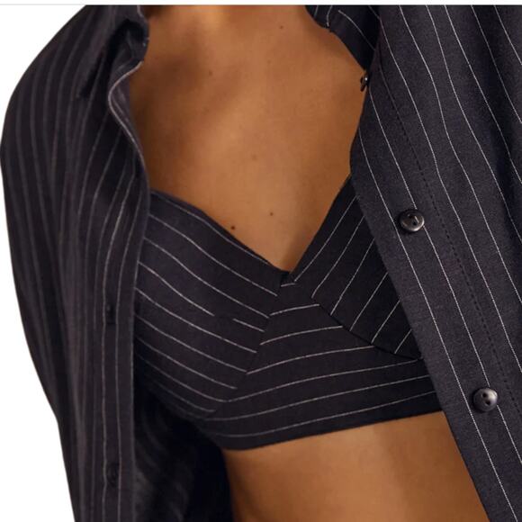 New Favorite Daughter The Ex-Boyfriend Bra Black Pinstripe - Small - Picture 2 of 5